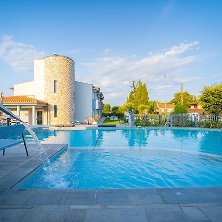 Best Western Plus Sabaudia Hotel Esterno foto