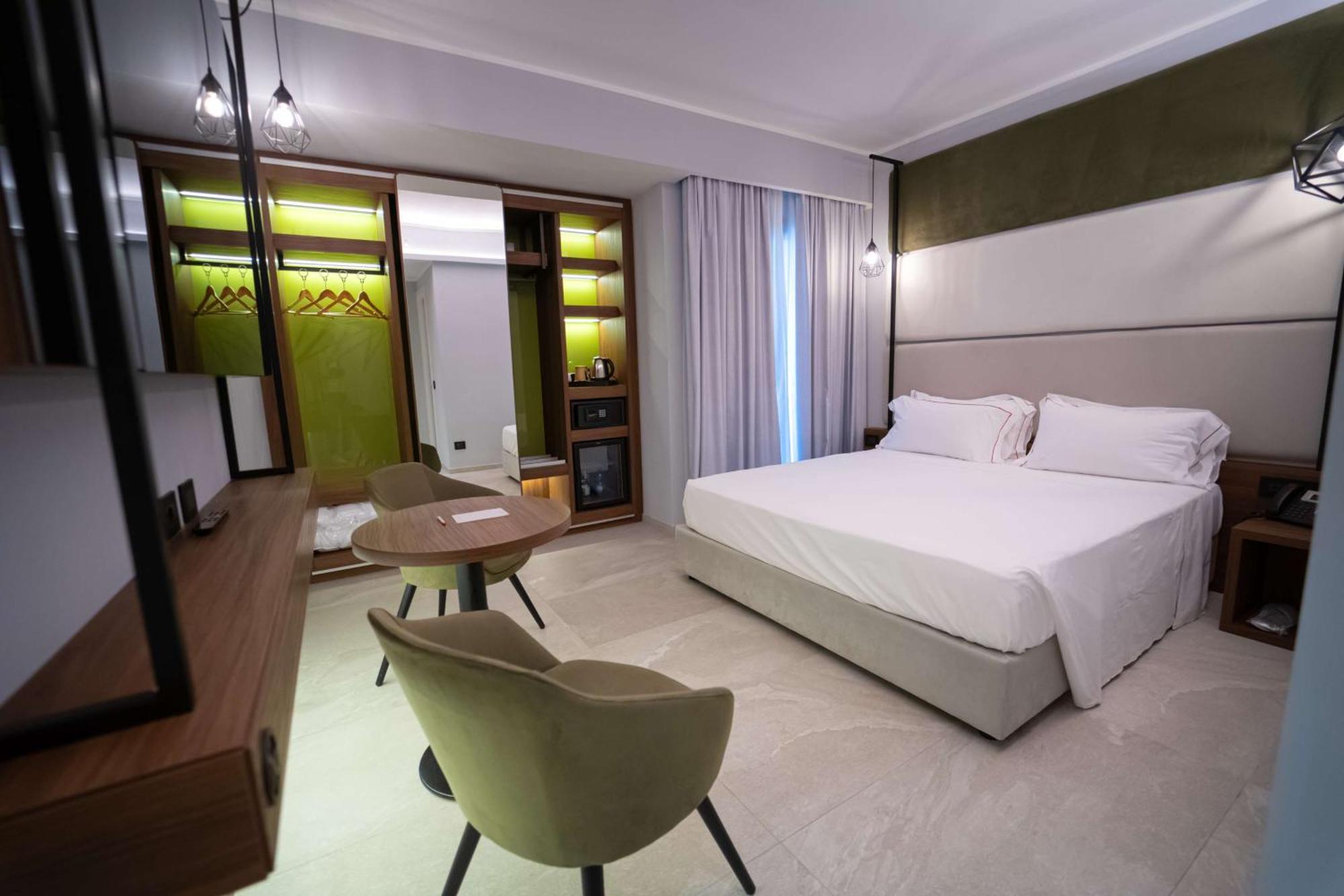 Best Western Plus Sabaudia Hotel Esterno foto