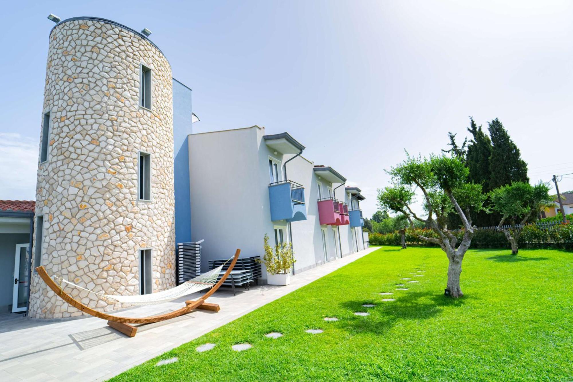 Best Western Plus Sabaudia Hotel Esterno foto